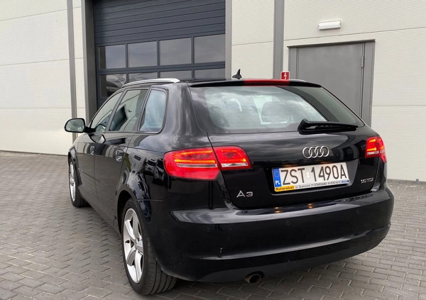 Audi A3 cena 31900 przebieg: 235000, rok produkcji 2009 z Lesko małe 254